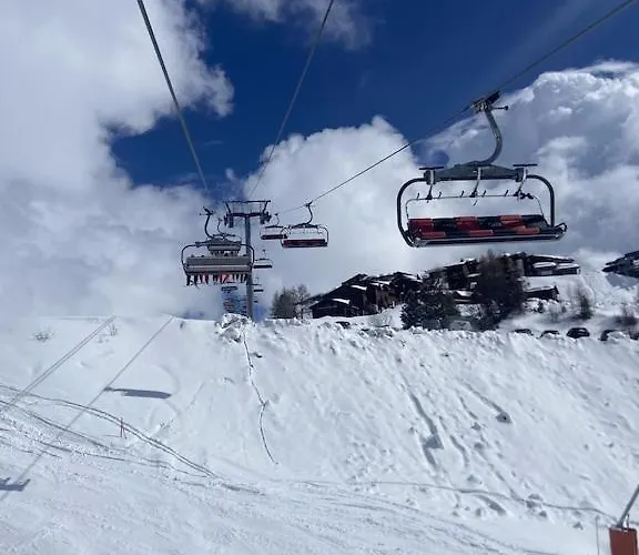 Superbe Au Pied Des Oeufs